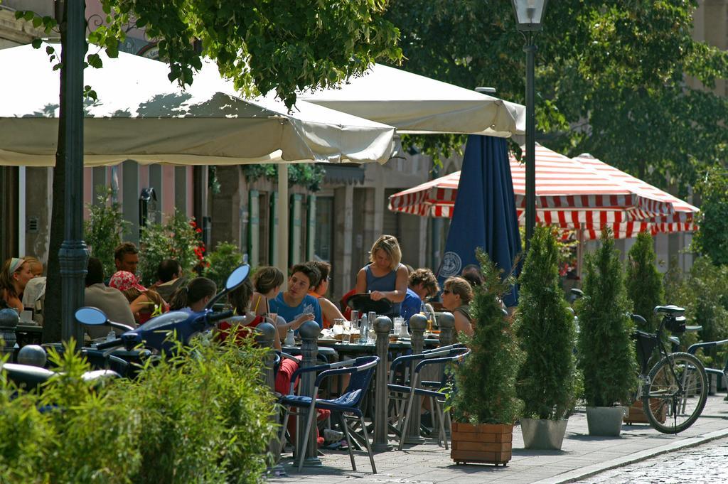 Ambient Hotel Am Europakanal Fürth エクステリア 写真