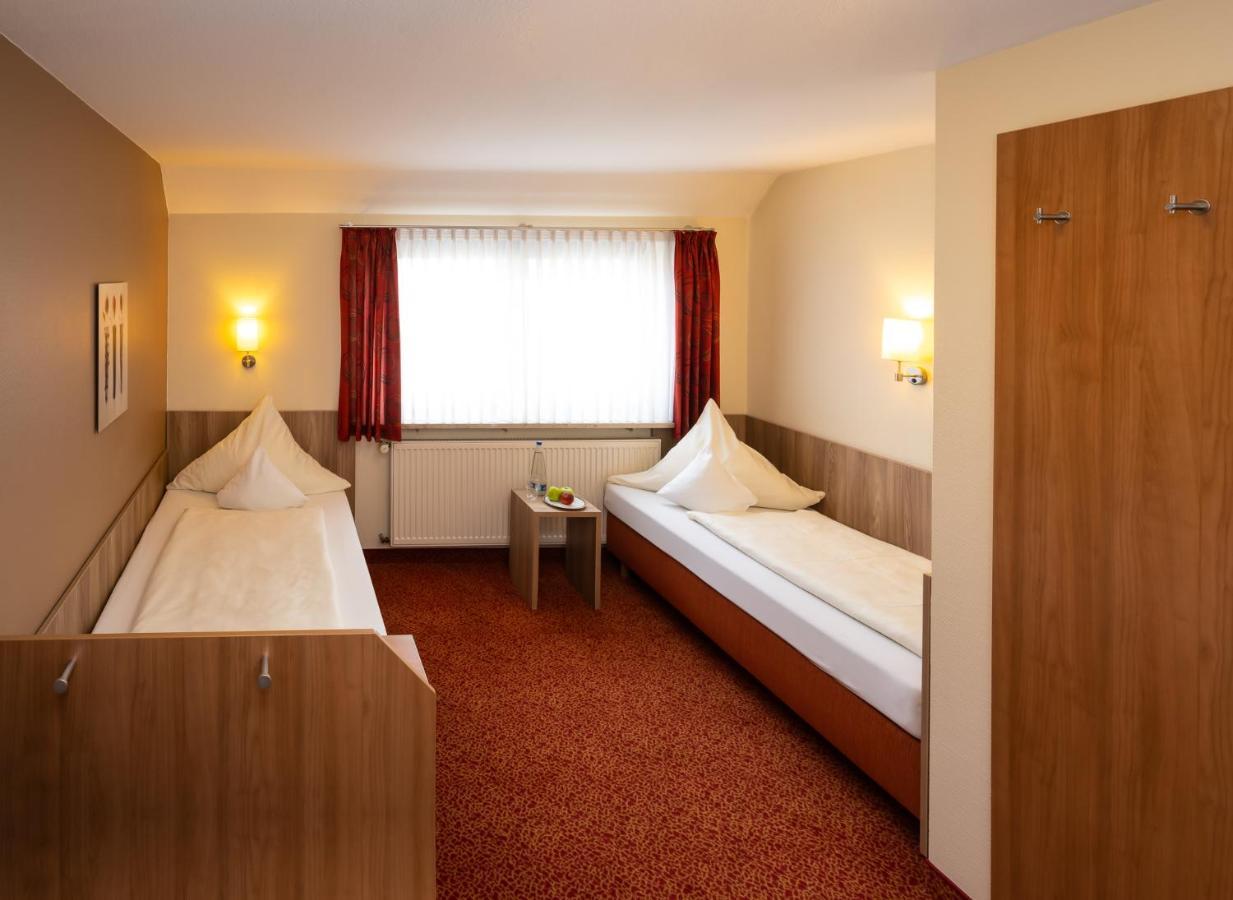 Ambient Hotel Am Europakanal Fürth エクステリア 写真
