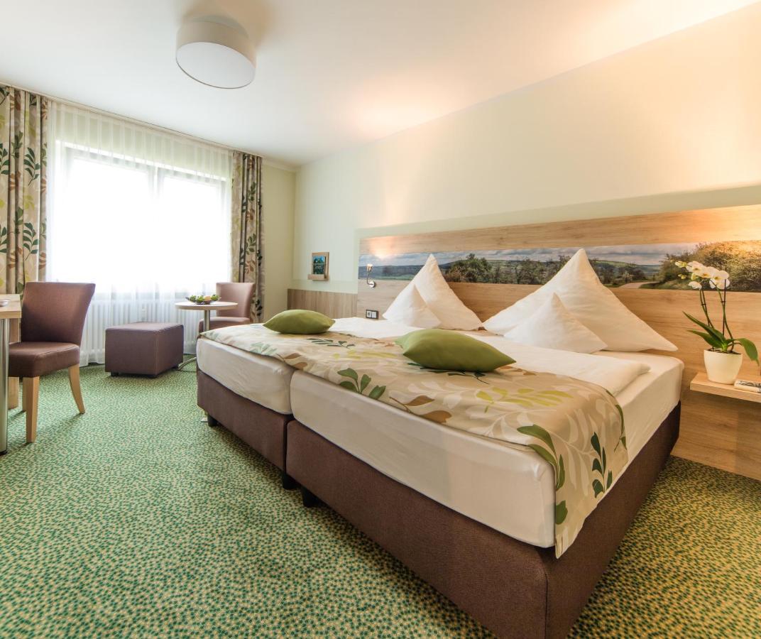 Ambient Hotel Am Europakanal Fürth エクステリア 写真