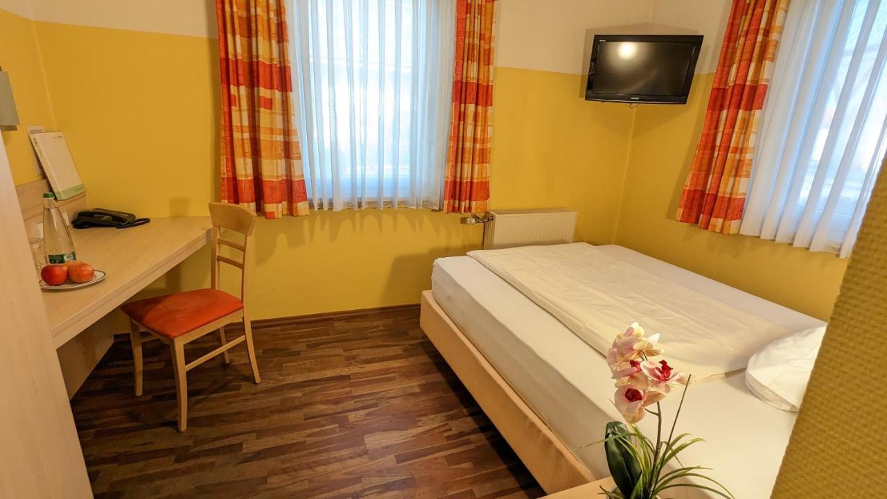Ambient Hotel Am Europakanal Fürth エクステリア 写真