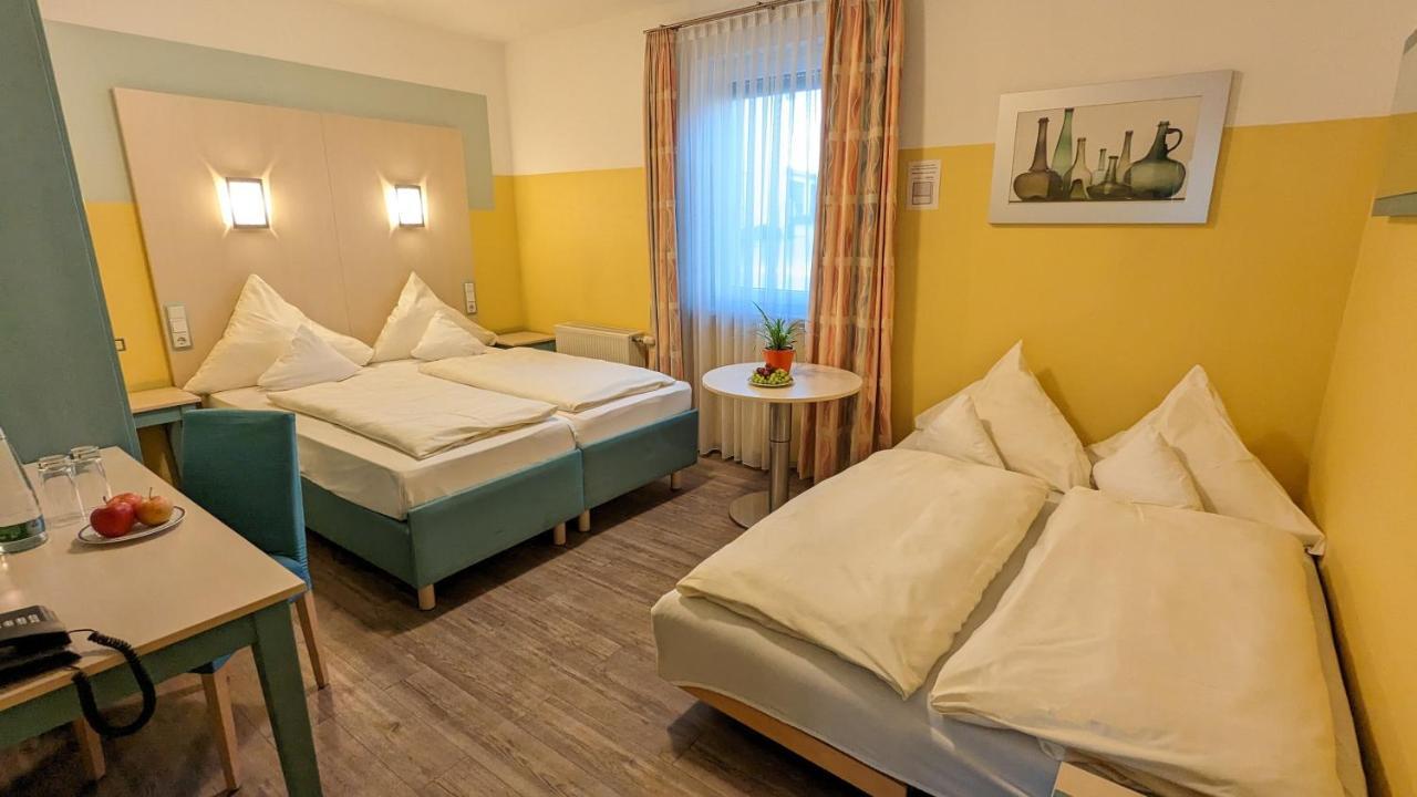 Ambient Hotel Am Europakanal Fürth エクステリア 写真