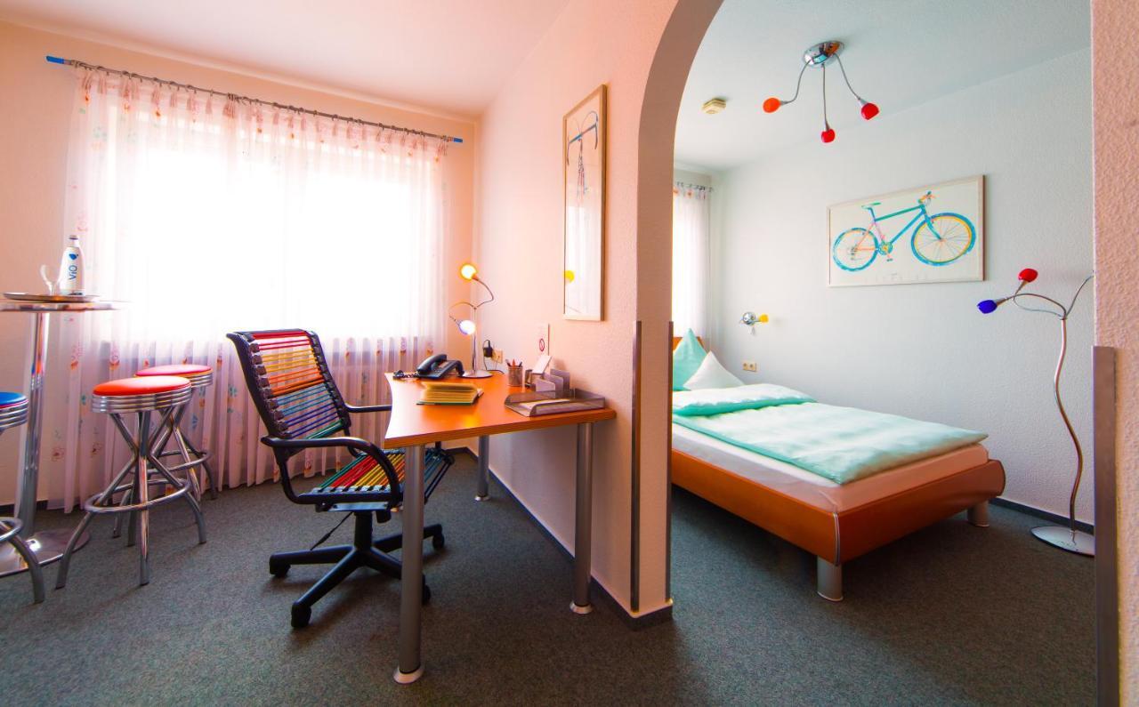 Ambient Hotel Am Europakanal Fürth エクステリア 写真